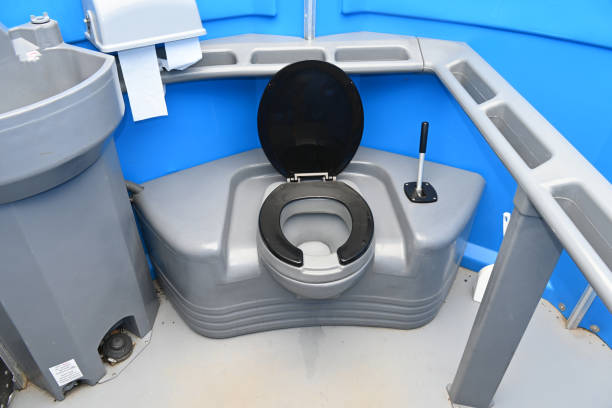 Best Portable restroom trailer rental  in Homeacre Lyndora, PA